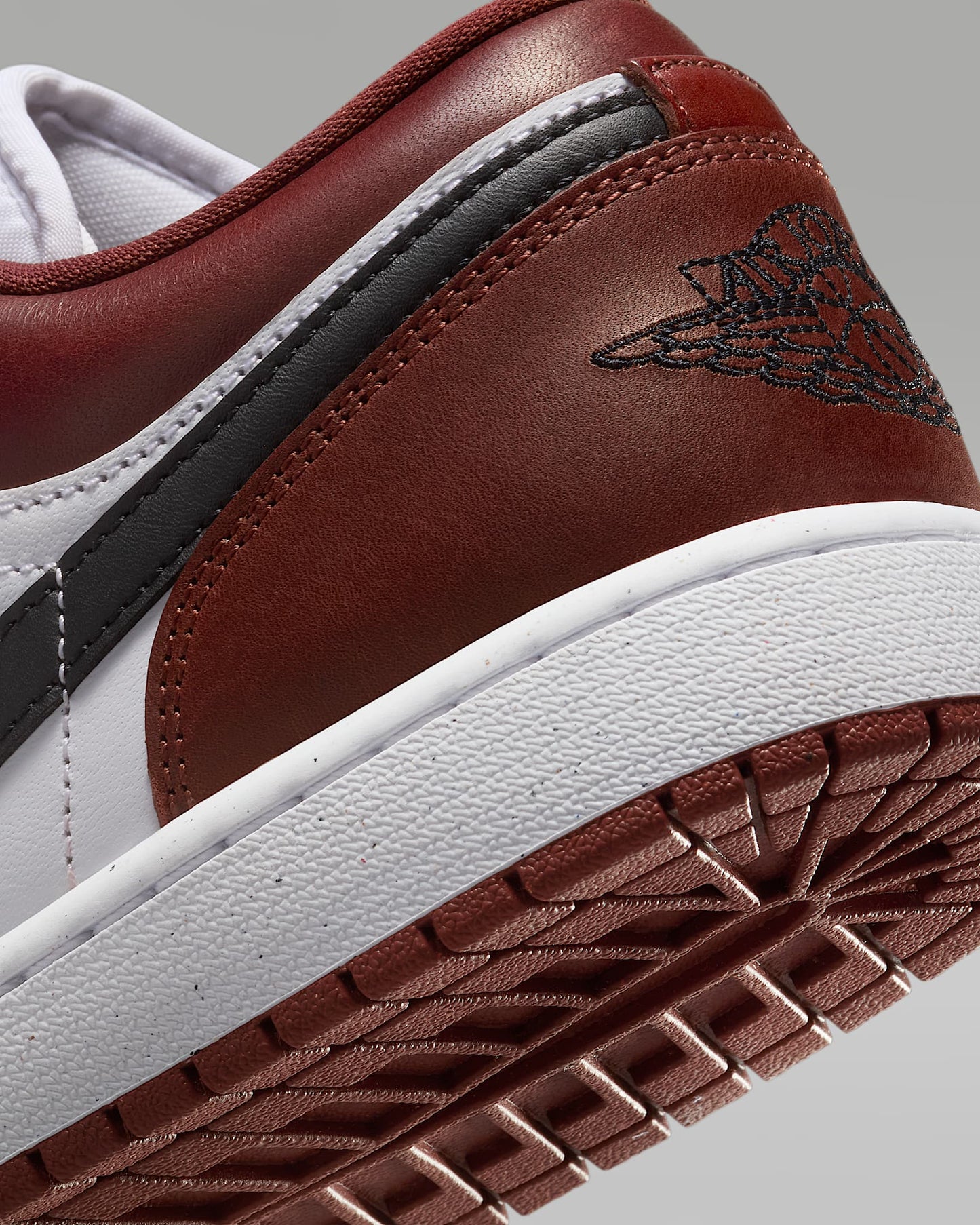 Air Jordan 1 Low SE