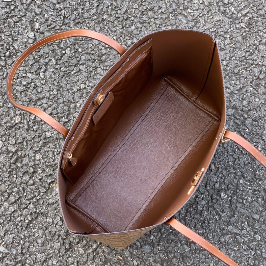 Coach Large City Tote Bag In Maxi Signature Canvas Signature Canvas-Gold-Tan-Brown