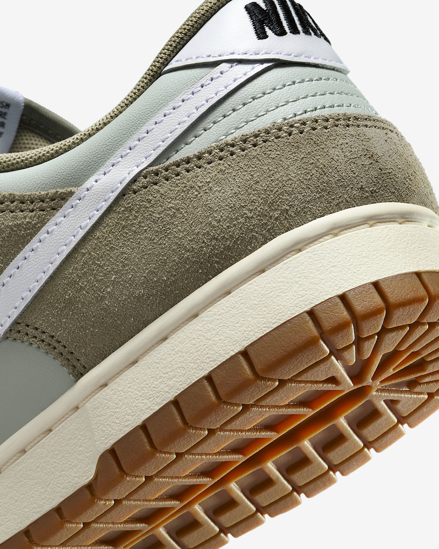 Nike Dunk Low Retro SE