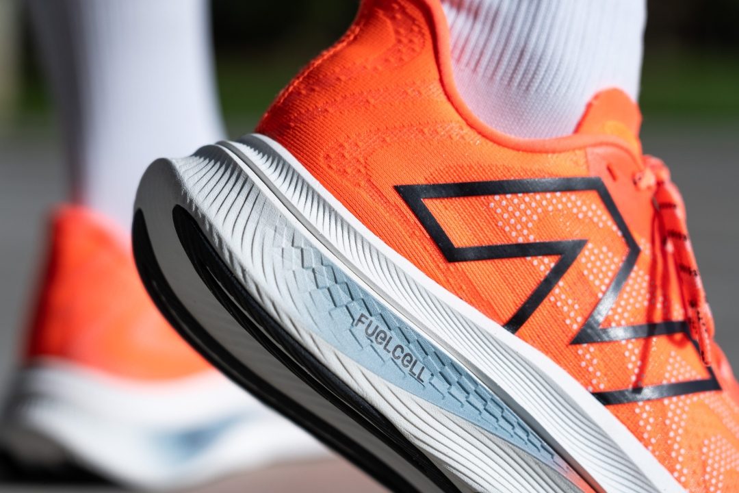 New Balance FuelCell SuperComp Trainer v2 'Neon Dragonfly'