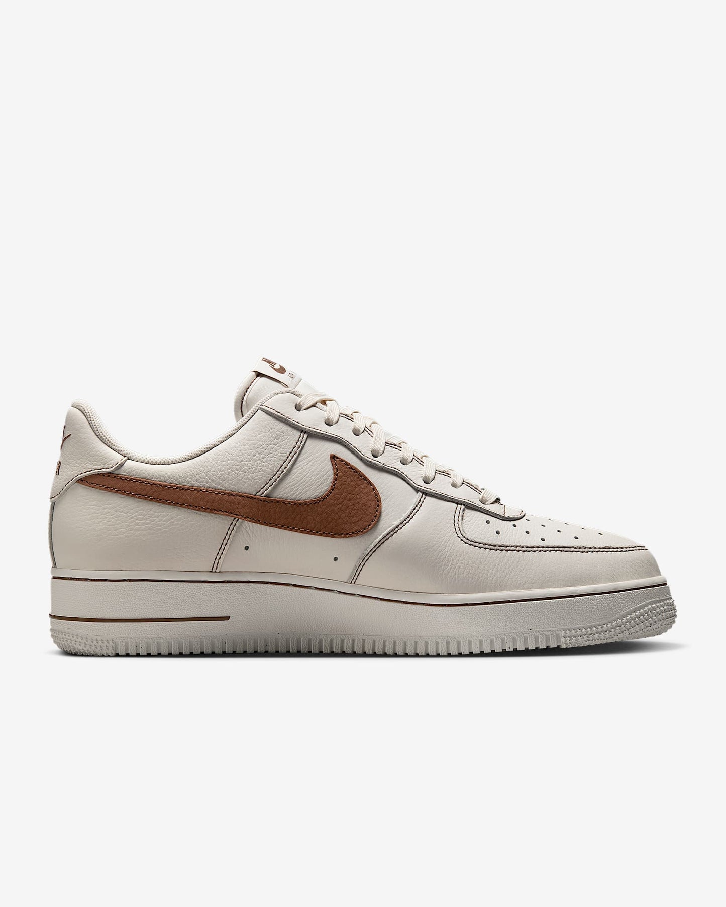 Nike Air Force 1 '07 LV8