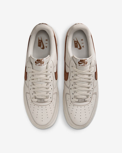 Nike Air Force 1 '07 LV8