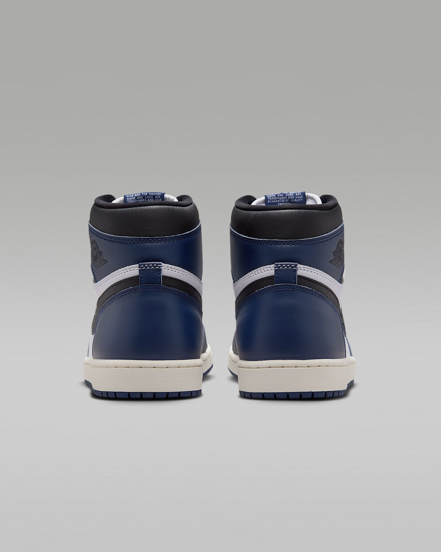 Air Jordan 1 Retro High OG 'Midnight Navy'