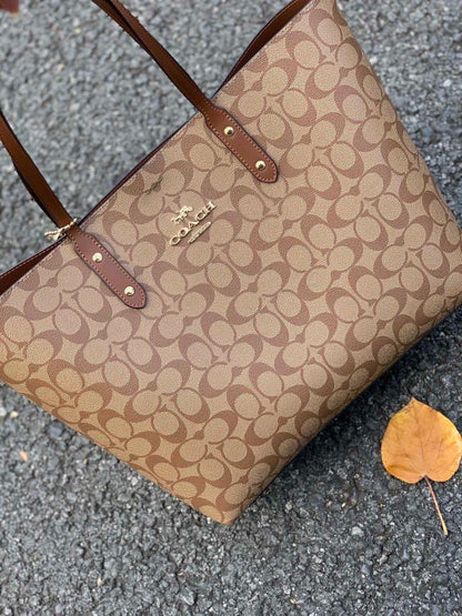 Coach Large City Tote Bag In Maxi Signature Canvas Signature Canvas-Gold-Tan-Brown