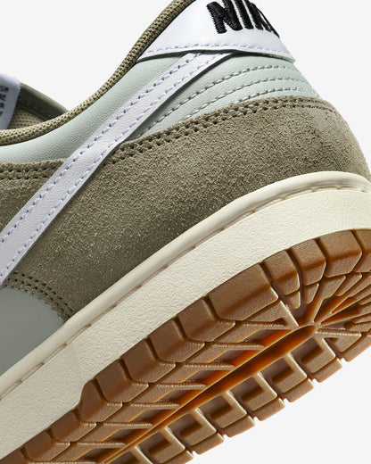 Nike Dunk Low Retro SE