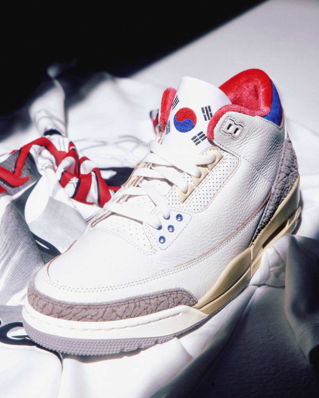 Air Jordan 3 Seoul