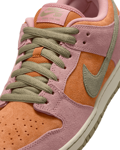 Nike SB Dunk Low Pro