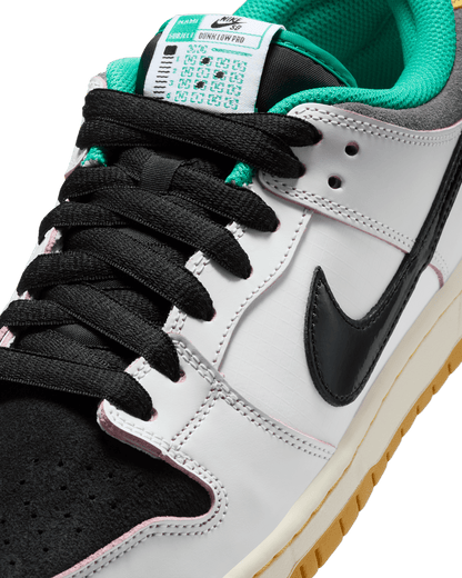 Nike SB Dunk Low Pro x CSEF