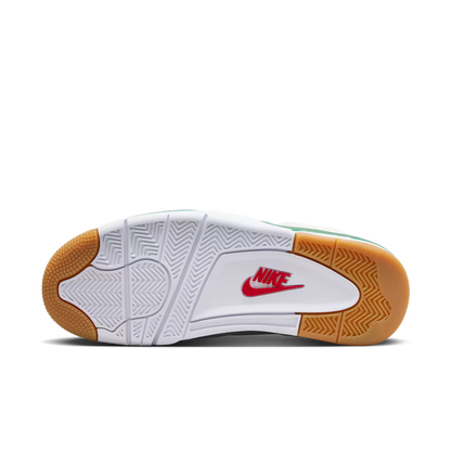 Nike SB x Air Jordan 4